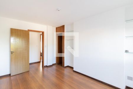 Quarto Suíte 1 de apartamento para alugar com 3 quartos, 131m² em Marechal Rondon, Canoas