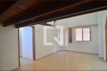 Sala de casa para alugar com 2 quartos, 140m² em Centro, Canoas