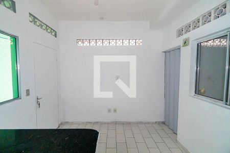 Sala/Cozinha de casa para alugar com 2 quartos, 50m² em Vila Mira, São Paulo