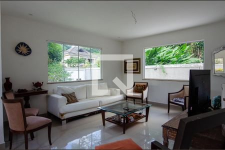 Sala de casa de condomínio à venda com 3 quartos, 200m² em Vargem Grande, Rio de Janeiro