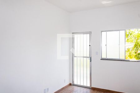 Sala de kitnet/studio para alugar com 1 quarto, 35m² em Campo Grande, Rio de Janeiro