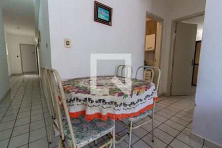 Detalhe da sala de apartamento para alugar com 1 quarto, 80m² em Real, Praia Grande