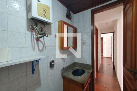 Banheiro de apartamento para alugar com 2 quartos, 53m² em Cidade Nova, Rio de Janeiro