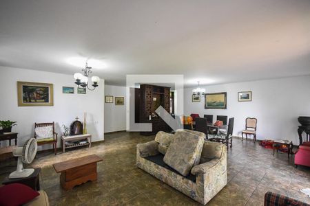 Sala de casa à venda com 4 quartos, 300m² em Jardim Everest, São Paulo