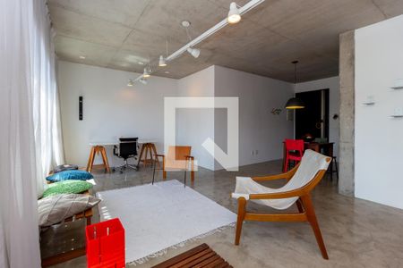 Sala de Estar de apartamento para alugar com 1 quarto, 72m² em Vila Regente Feijó, São Paulo