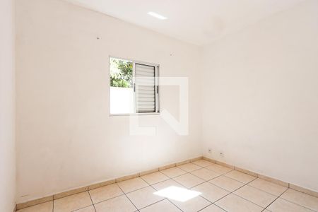 Quarto 1  de apartamento para alugar com 2 quartos, 40m² em Outeiro de Passárgada, Cotia