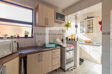 Cozinha e Área de Serviço de apartamento à venda com 2 quartos, 62m² em Cascata, Porto Alegre