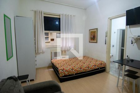 Sala/Quarto de apartamento para alugar com 1 quarto, 22m² em Leme, Rio de Janeiro