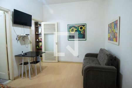 Sala de apartamento para alugar com 1 quarto, 22m² em Leme, Rio de Janeiro