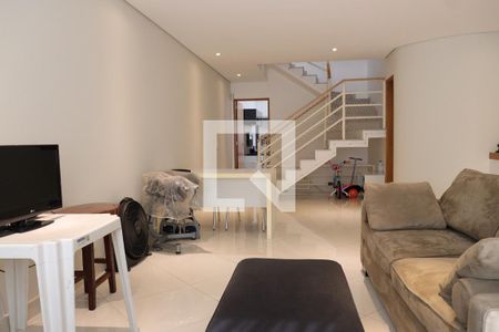 Sala de casa à venda com 4 quartos, 214m² em Mirandópolis, São Paulo