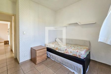 Quarto 1 de apartamento para alugar com 2 quartos, 64m² em Jardim Las Palmas, Guarujá