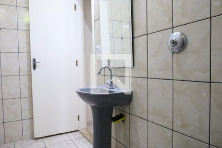 Banheiro de apartamento para alugar com 1 quarto, 40m² em Jardim América, Belo Horizonte