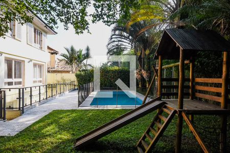 Piscina de casa para alugar com 3 quartos, 644m² em Jardim Leonor, São Paulo