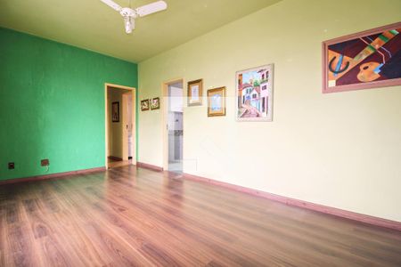 Sala de apartamento à venda com 3 quartos, 88m² em Horto, Belo Horizonte