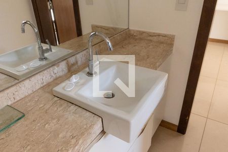 Apartamento para alugar com 265m², 3 quartos e 3 vagas Apartamento para alugar com 265m², 3 quartos e 3 vagasPia