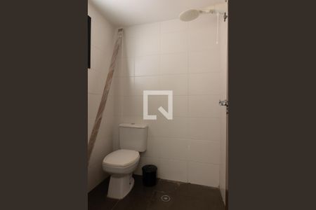 Apartamento para alugar com 265m², 3 quartos e 3 vagas Apartamento para alugar com 265m², 3 quartos e 3 vagasBanheiro de Serviço