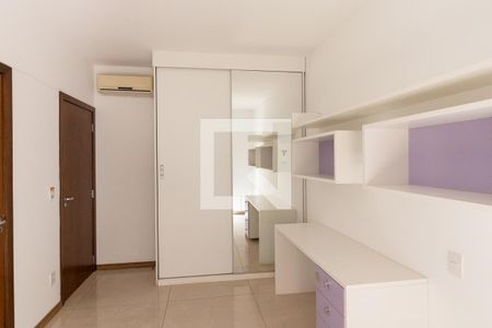 Apartamento para alugar com 265m², 3 quartos e 3 vagas Apartamento para alugar com 265m², 3 quartos e 3 vagasSuíte 3