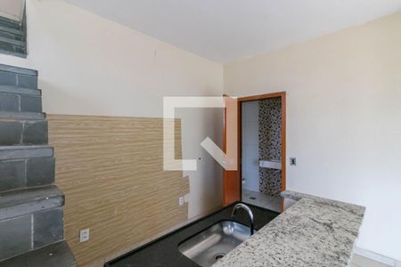 Cozinha de apartamento à venda com 2 quartos, 110m² em Átila de Paiva, Belo Horizonte