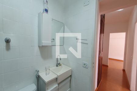 Banheiro de apartamento para alugar com 2 quartos, 85m² em Estácio, Rio de Janeiro