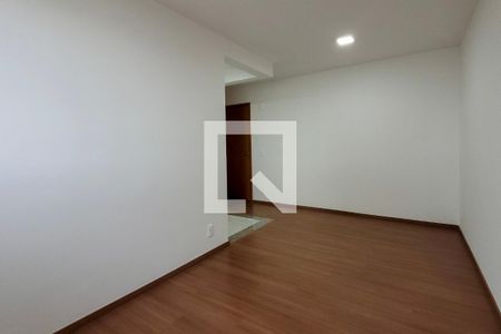 Sala de apartamento à venda com 2 quartos, 48m² em Parque Maracanã, Contagem