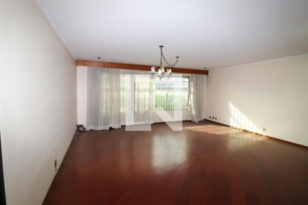 Sala de Estar de casa para alugar com 3 quartos, 382m² em Vila Carrao, São Paulo