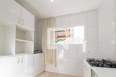 Sala/Cozinha de casa para alugar com 1 quarto, 32m² em Cidade Industrial, Curitiba