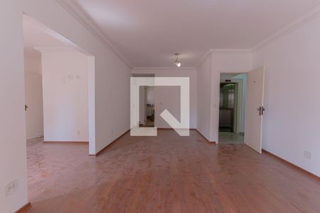 Sala de apartamento à venda com 4 quartos, 137m² em Cambuí, Campinas