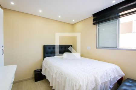 Quarto 1 - Suíte de apartamento para alugar com 3 quartos, 67m² em Parque São Vicente, Santo André