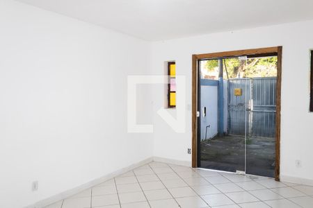 Casa de condomínio para alugar com 50m², 2 quartos e 1 vagaSala