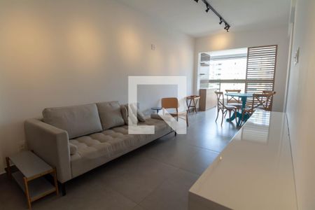 Sala de apartamento para alugar com 2 quartos, 70m² em Armação, Salvador