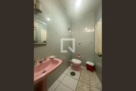 Banheiro de casa à venda com 2 quartos, 120m² em Vila Arcadia, São Paulo