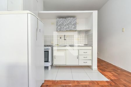 Cozinha de kitnet/studio à venda com 1 quarto, 35m² em República, São Paulo