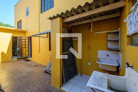Casa à venda com 400m², 4 quartos e 3 vagas Casa à venda com 400m², 4 quartos e 3 vagasQuintal