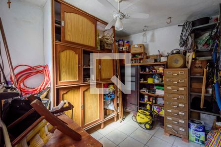 Casa à venda com 400m², 4 quartos e 3 vagas Casa à venda com 400m², 4 quartos e 3 vagasQuarto de Serviço
