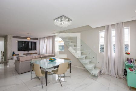 Sala de apartamento à venda com 4 quartos, 192m² em Estoril, Belo Horizonte