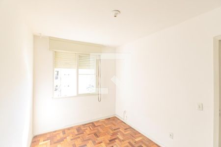 Quarto 2 de apartamento para alugar com 2 quartos, 48m² em Cavalhada, Porto Alegre