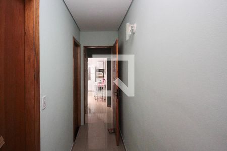 Corredor de casa à venda com 4 quartos, 135m² em Vila Olinda, São Paulo
