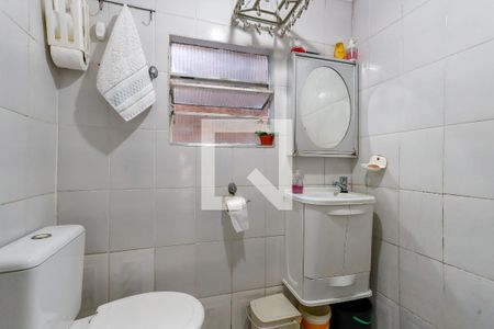 Banheiro 1 de casa à venda com 5 quartos, 200m² em Vila Ede, São Paulo