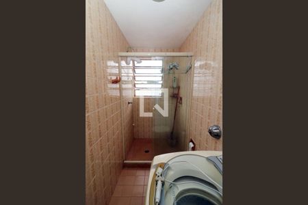 Banheiro de apartamento para alugar com 1 quarto, 41m² em Partenon, Porto Alegre