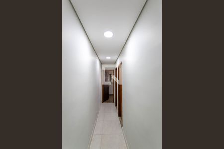 Corredor de casa para alugar com 3 quartos, 110m² em Santa Monica, Belo Horizonte