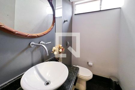 Lavabo de apartamento à venda com 3 quartos, 140m² em Itaim Bibi, São Paulo