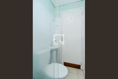 Banheiro de apartamento para alugar com 1 quarto, 35m² em Vila Galvão, Guarulhos