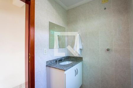 Casa à venda com 262m², 3 quartos e 2 vagas Casa à venda com 262m², 3 quartos e 2 vagasBanheiro social 2