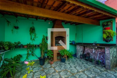 Casa à venda com 262m², 3 quartos e 2 vagas Casa à venda com 262m², 3 quartos e 2 vagasQuintal/Espaço gourmet