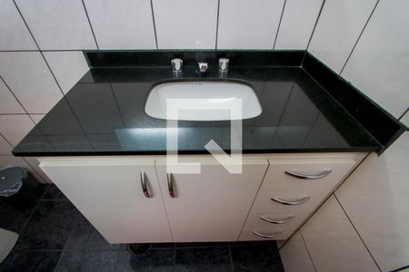 Casa à venda com 262m², 3 quartos e 2 vagas Casa à venda com 262m², 3 quartos e 2 vagasBanheiro social 1