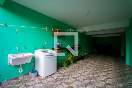 Casa à venda com 262m², 3 quartos e 2 vagas Casa à venda com 262m², 3 quartos e 2 vagasÁrea de serviço