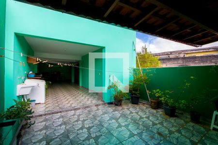 Casa à venda com 262m², 3 quartos e 2 vagas Casa à venda com 262m², 3 quartos e 2 vagasQuintal/Espaço gourmet