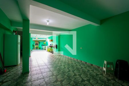 Casa à venda com 262m², 3 quartos e 2 vagas Casa à venda com 262m², 3 quartos e 2 vagasÁrea de serviço