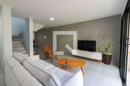 Sala 1  de casa à venda com 3 quartos, 200m² em Santo Amaro, São Paulo