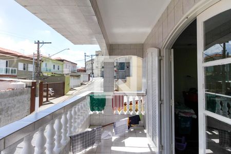 Varanda de casa à venda com 4 quartos, 150m² em Parque São Lucas, São Paulo